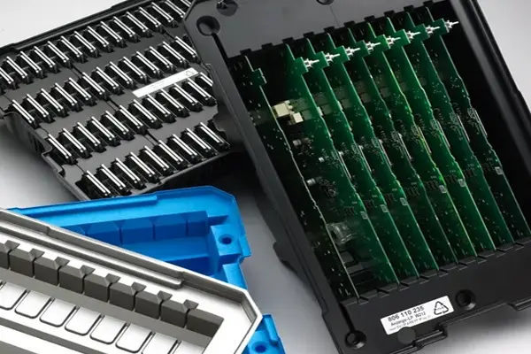 Electronic blister tray